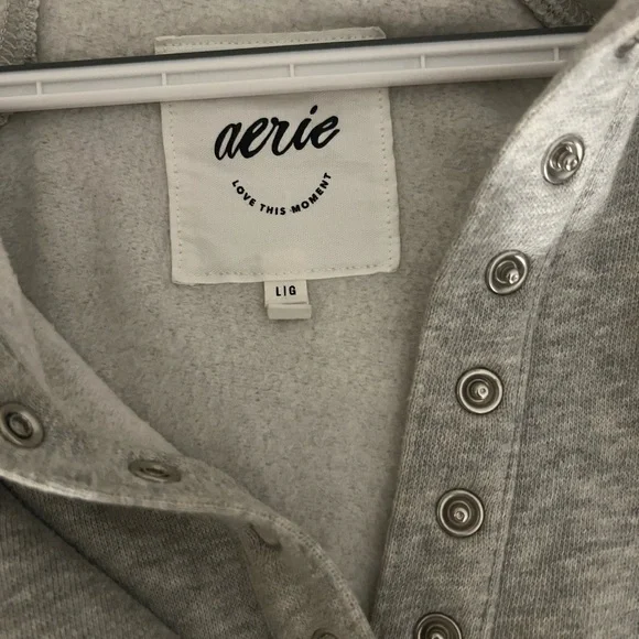 Aerie Gray Sweatshirt - Picture 3 of 3